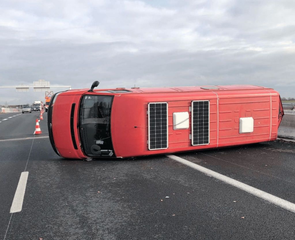 accident van aménagé VASP